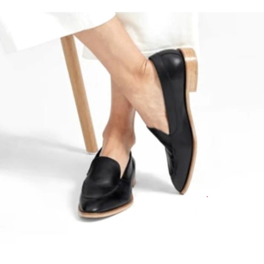 Everlane The Modern Italian Leather Slip-on Loafers Black. 9.5